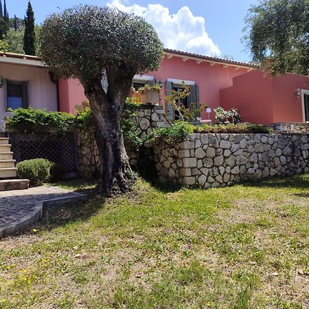 La Casa Rossa Villa Áyios Nikítas Exteriör bild