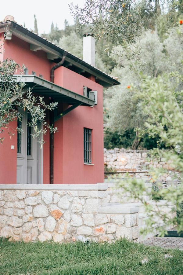 La Casa Rossa Villa Áyios Nikítas Exteriör bild