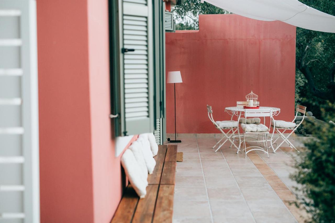 La Casa Rossa Villa Áyios Nikítas Exteriör bild