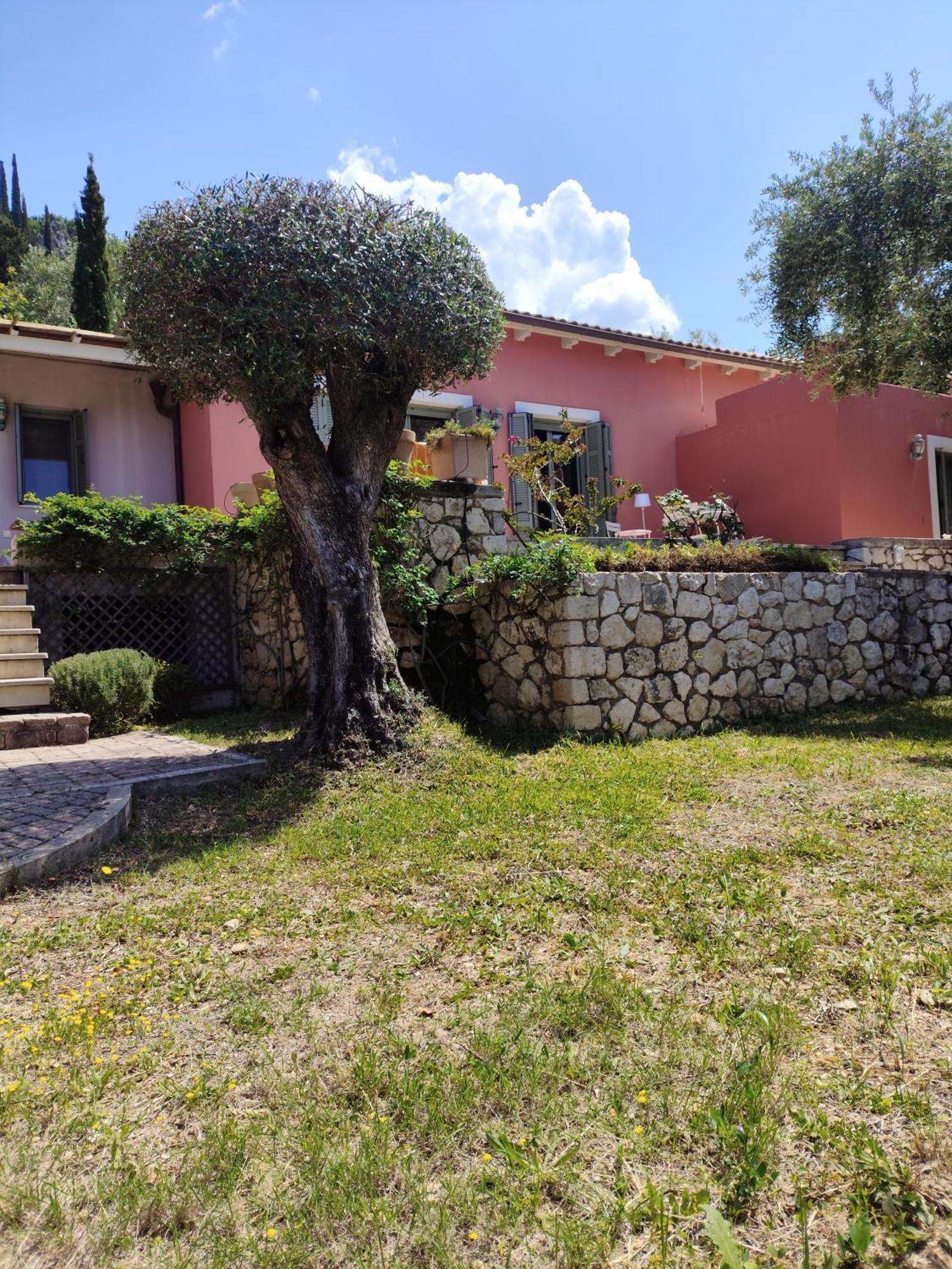 La Casa Rossa Villa Áyios Nikítas Exteriör bild